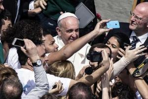 Pope Francis leads  Palm Sunday Mass