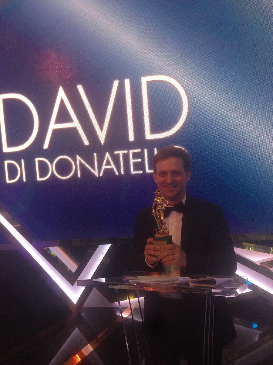 900px-David_di_Donatello_miglior_canzone_originale